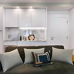 Away To Enjoy Apartment - Hapiness Has A Place
