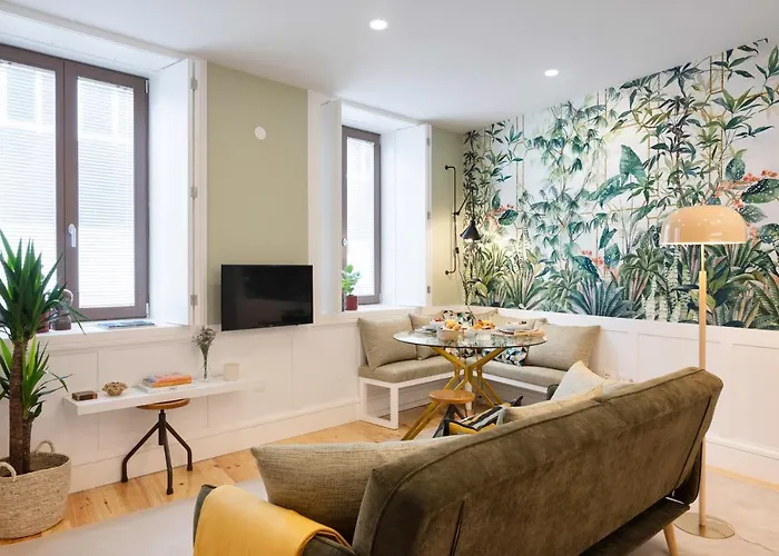 Away To Enjoy Apartment - Hapiness Has A Place